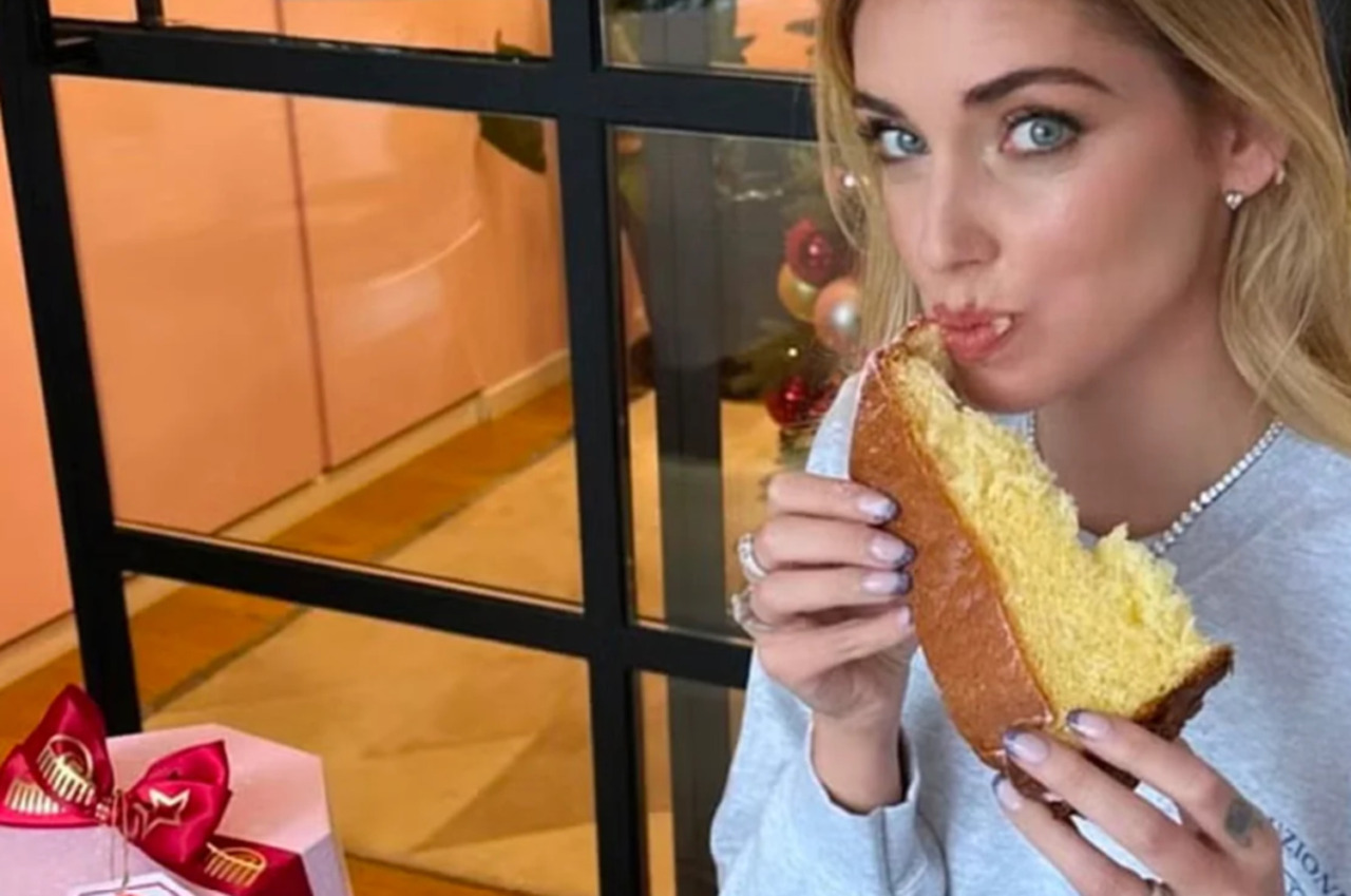 Ferragni, al via il processo per il caso pandoro. In aula anche una 76enne: “Ne ho comprati dieci, mi sento presa in giro”