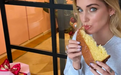 Ferragni, al via il processo per il caso pandoro. In aula anche una 76enne: “Ne ho comprati dieci, mi sento presa in giro”