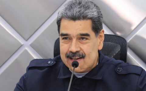 Maduro avverte Trump: “Pronti a lotta armata se Stati Uniti attaccano”
