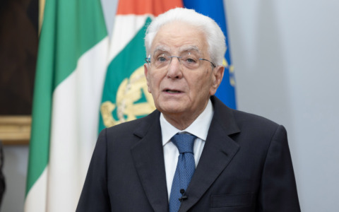 No a “normalizzare il ricorso alla forza” nelle controversie: altro monito di Mattarella