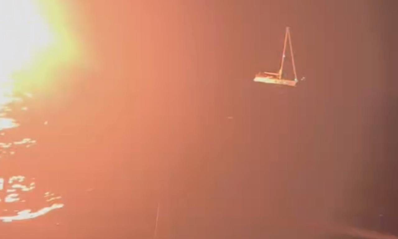 Flotilla per Gaza colpita con droni e bombe sonore. La Farnesina interviene per gli italiani a bordo
