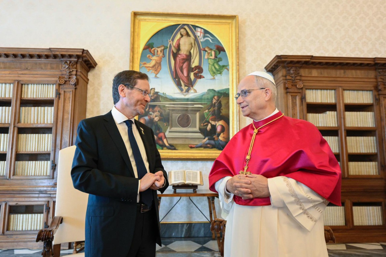Herzog dal Papa: "Garantiamo la sicurezza dei cristiani"