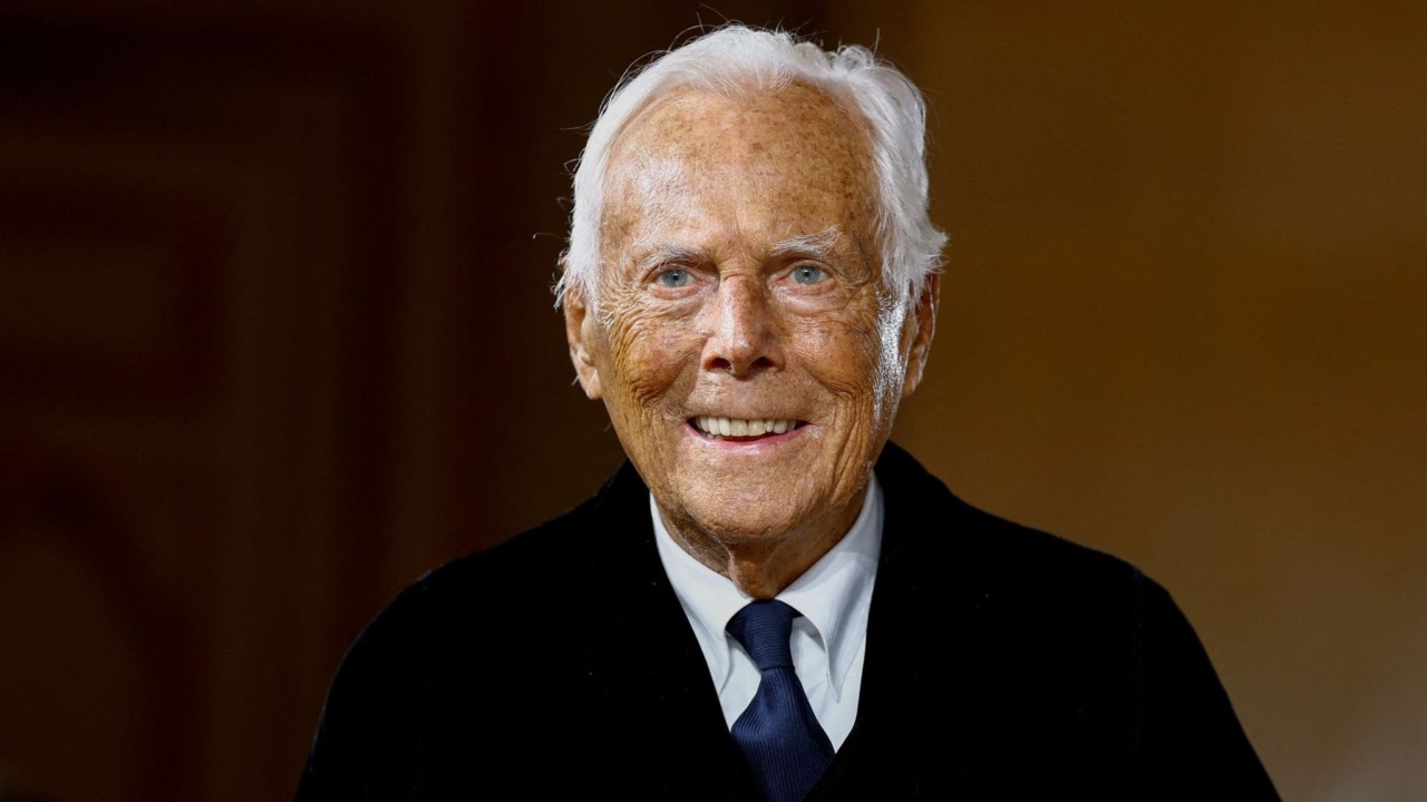 Giorgio Armani: domani in forma privata i funerali, oggi camera ardente ancora aperta a Milano