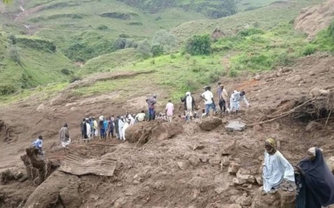 Frana in Sudan, oltre mille morti nel Darfur: un solo sopravvissuto
