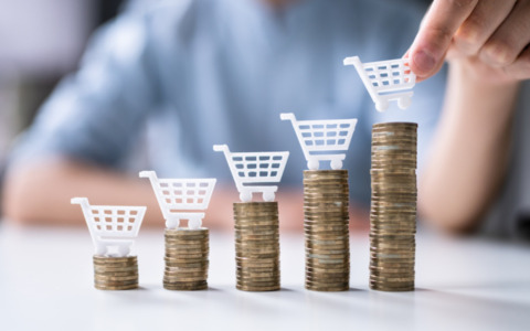Inflazione in leggero calo ad agosto 2025, ma crescono i costi degli acquisti quotidiani