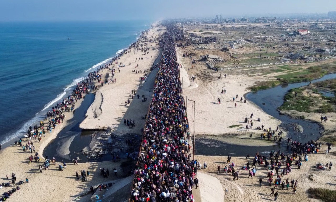 Riviera Gaza, Trump fa sul serio: resort di lusso e 5.000 dollari per chi accetta di andarsene