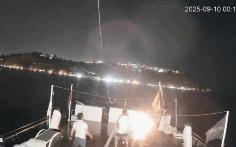 Colpita una seconda barca della missione Global Sumud Flotilla per portare aiuti a Gaza