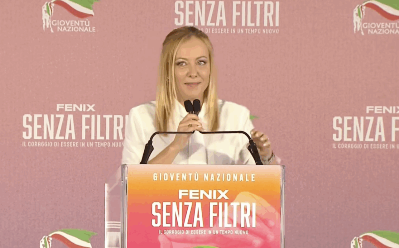 Meloni chiude Fenix 2025: “Le minacce si moltiplicano ma non abbiamo paura”
