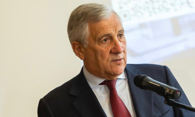 Tajani: "Aderiamo alla dichiarazione Onu per costruire lo Stato di Palestina ma non lo riconosciamo"