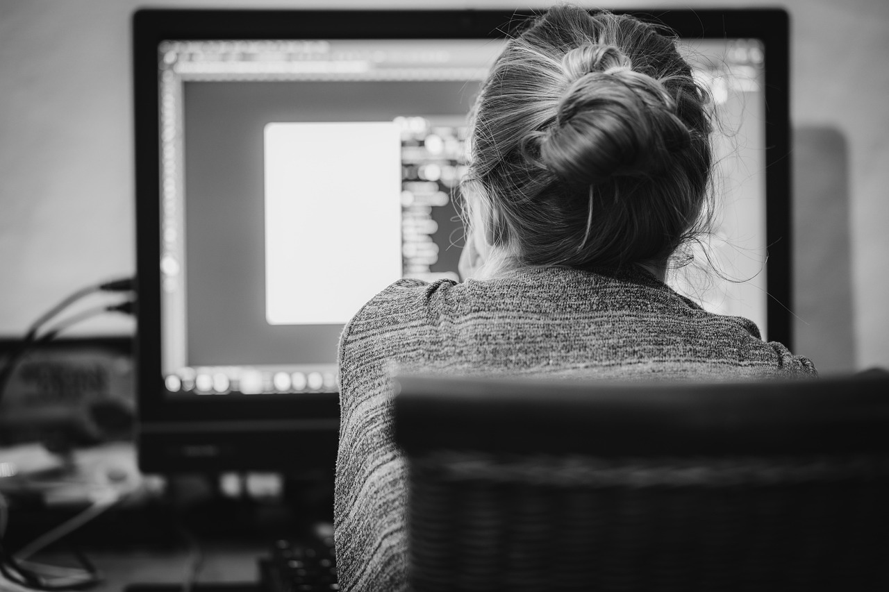 Tumori e lavoro: controlli negati e tutele fittizie. Meritocrazia Italia: “La salute non sia un lusso per pochi”