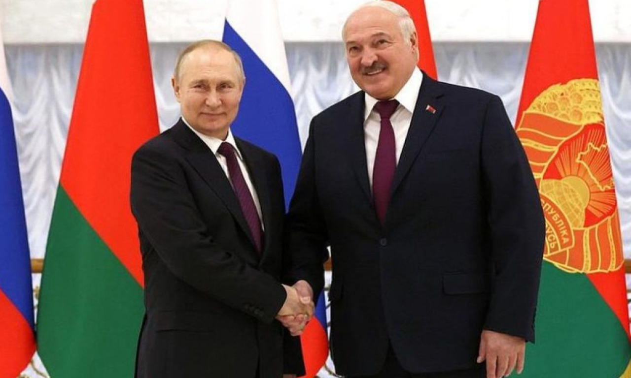 Disgelo Bielorussia Usa, il putiniano Lukashenko su Trump: “Dobbiamo aiutarlo nella sua missione di pace”