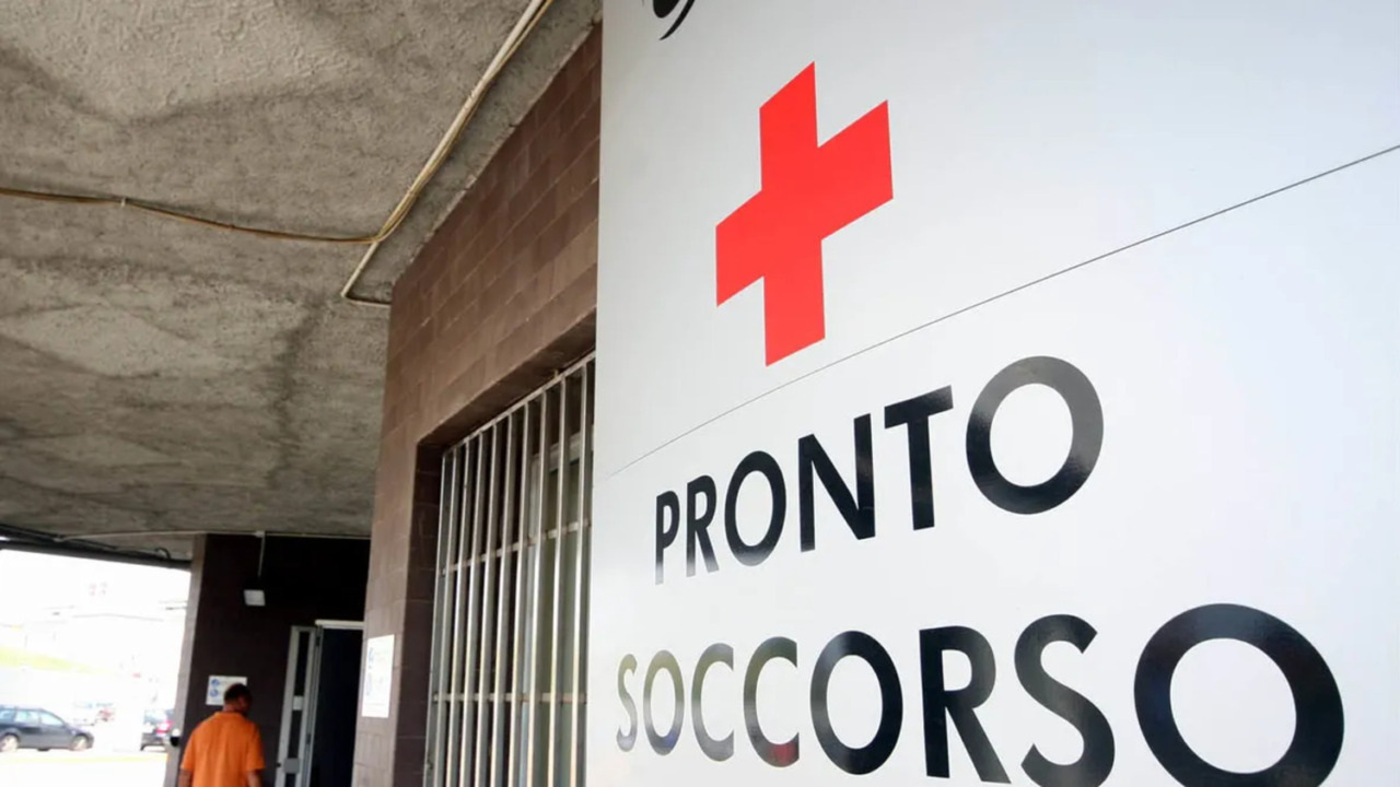 Cosenza, 23enne tunisino portato morto in ospedale: indagati i titolari di una sala ricevimenti