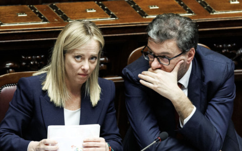 “Terzo per durata”: mentre il Governo esulta per il record, l’opposizione smonta la Finanziaria
