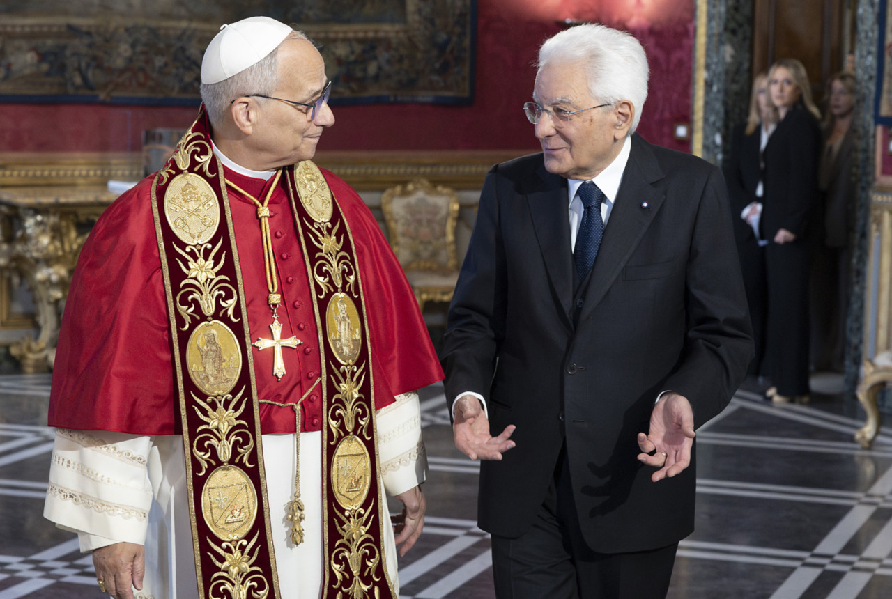 Il presidente Mattarella riceve Papa Leone XIV: “Viviamo tempi difficili”