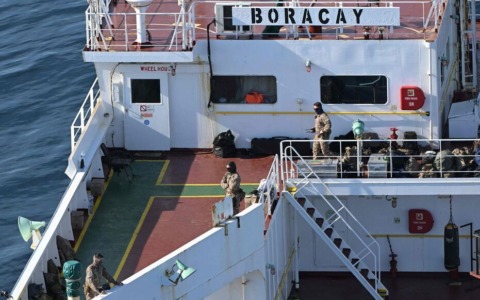 Petroliera fermata dai francesi accusata di far parte della “flotta fantasma” russa