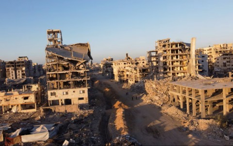 Gaza, altre 28 vittime palestinesi nonostante il cessate il fuoco. Israele: “Eliminati due capi di Hamas”