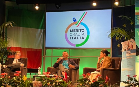 Iniziato il settimo congresso di Meritocrazia Italia. Mariolina Castellone (vicepresidente del Senato): “Le istituzioni hanno bisogno di interlocutori come voi”