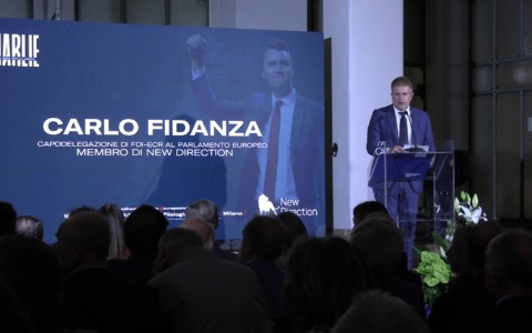 Fratelli d’Italia ricorda Charlie Kirk e la libertà di espressione