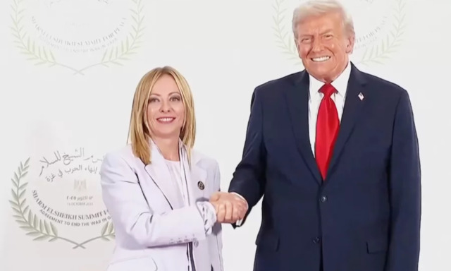 Meloni unica donna presente all'accordo di Sharm el Sheikh, Trump: "È un’ottima governante"