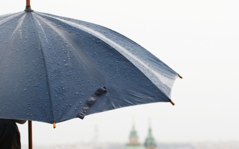 Maltempo in arrivo: forti temporali e grandinate al Sud. Scatta l’allerta gialla in cinque regioni