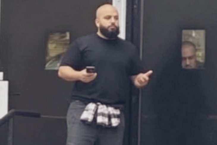 Attacco alla sinagoga di Manchester, arrestati tre possibili complici del killer. Polizia: "E' terrorismo"
