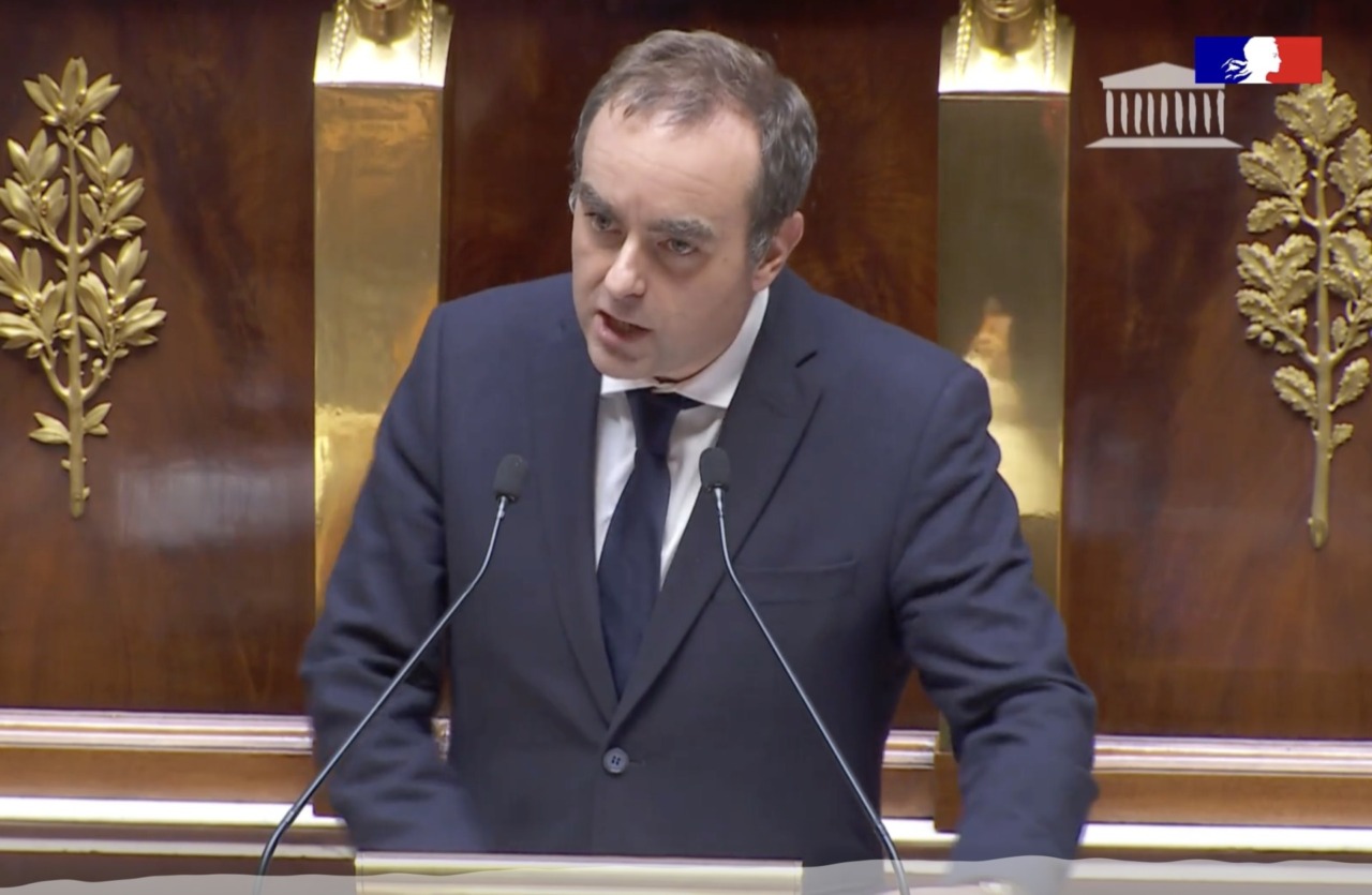 In Francia Lecornu stavolta se la cava congelando la riforma delle pensioni fino al 2028