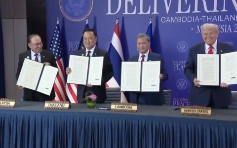 Trump in Asia, firmata la pace tra Cambogia e Thailandia. Ora l’accordo commerciale con la Cina