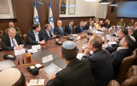 Come sta andando il cessate il fuoco a Gaza. Oggi l’annuncio del premio Nobel per la Pace