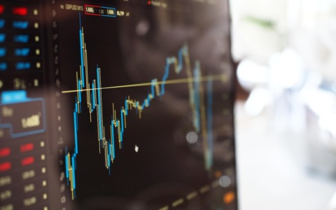 Meritocrazia Italia chiede di investire in educazione finanziaria