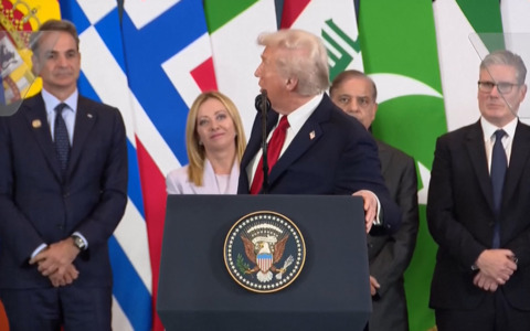 Meloni unica donna presente all’accordo di Sharm el Sheikh, Trump: “È un’ottima governante”