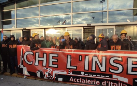 Ex Ilva: sbloccati i presidi, via libera del Cdm e attesa per l’incontro del 28 novembre