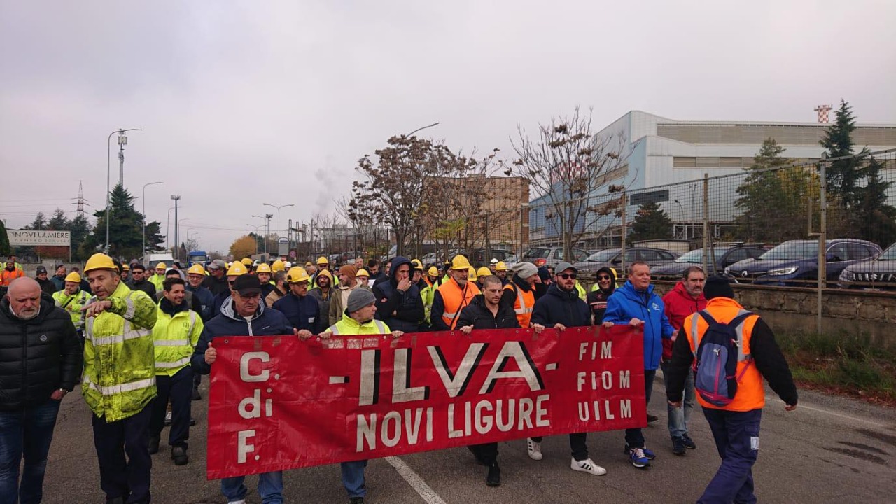 Ex Ilva, mobilitazioni a Genova e Taranto: presidi, occupazioni e strade bloccate