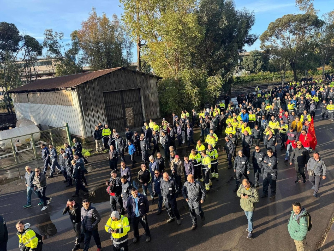 Ex Ilva, mobilitazioni a Genova e Taranto: presidi, occupazioni e strade bloccate