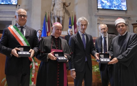 Tre fedi, una città: un trittico per le tre religioni monoteiste  sotto il cielo di Roma