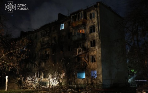 Ucraina, nuova ondata di attacchi russi sulle infrastrutture energetiche. Allarme aereo su Kiev, raid a Odessa