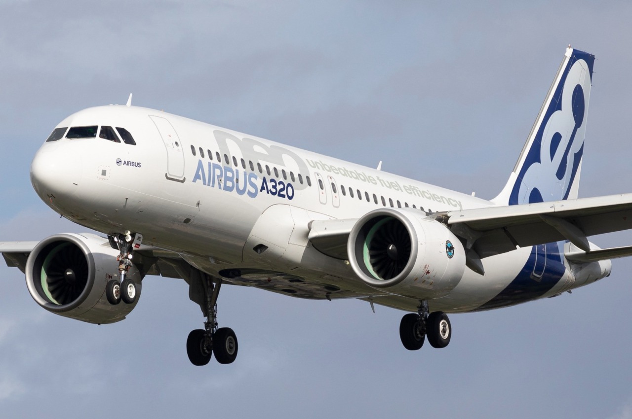 Airbus, richiama 6.000 aerei A320 per rischio malfunzionamento. Disagi e cancellazioni in tutto il mondo