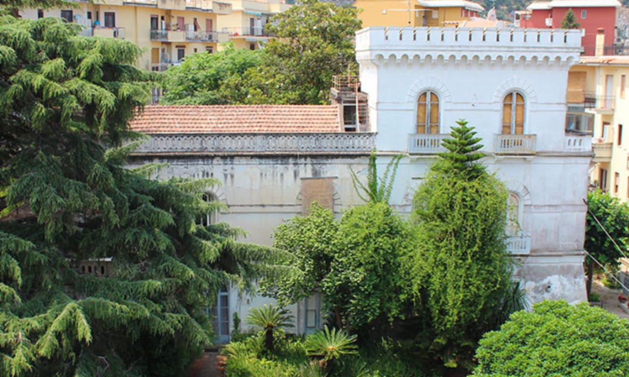 Villa Manning Relais, storia e ospitalità nel cuore di Sorrento