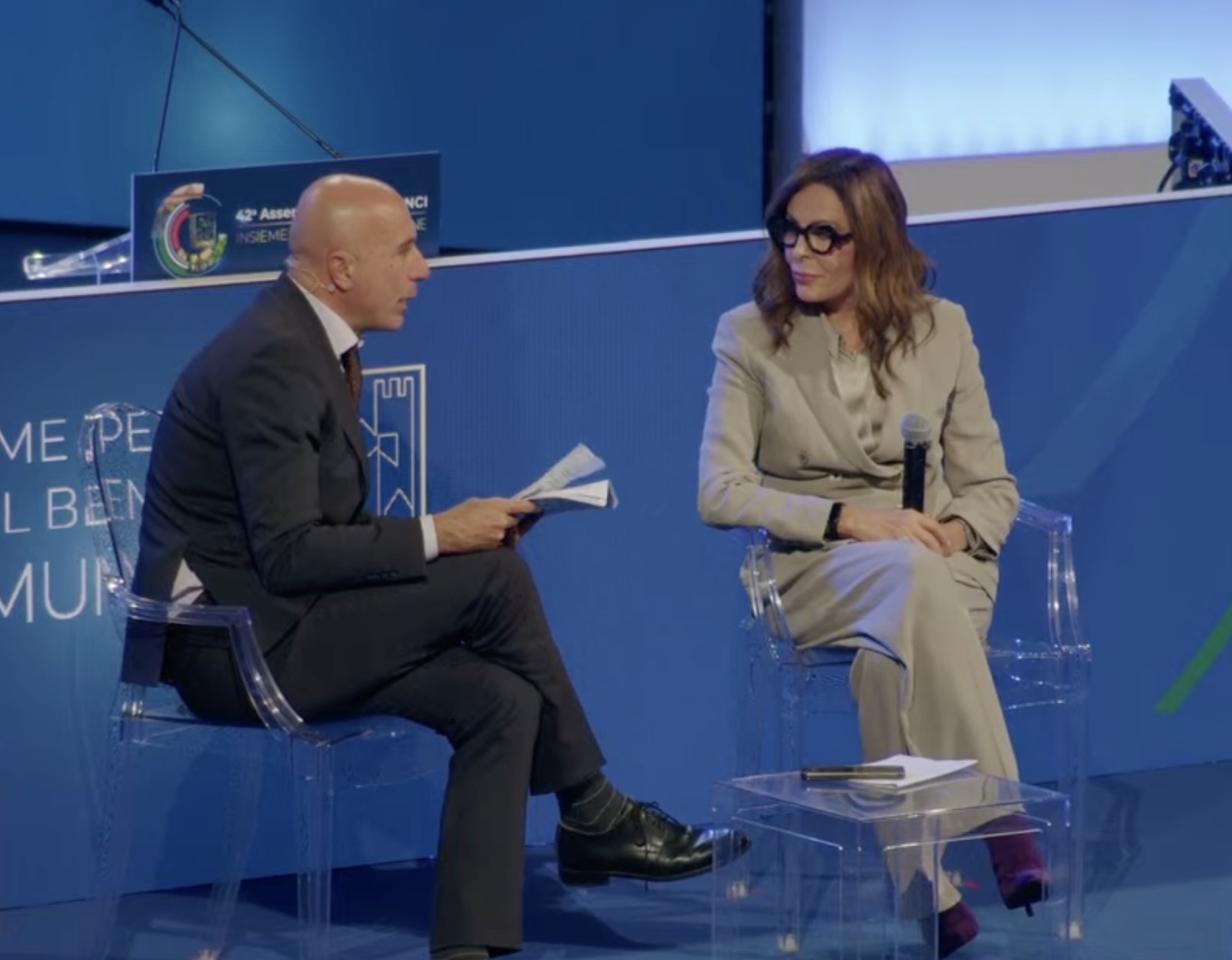 Santanchè all'Anci: "Affitti brevi non sono un problema. Necessario potenziare strutture ricettive"