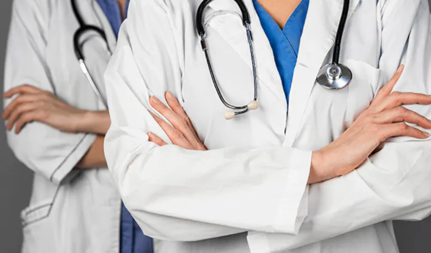 Firmato il nuovo contratto per 137mila dirigenti medici e sanitari. Cgil e Fassid non ci stanno