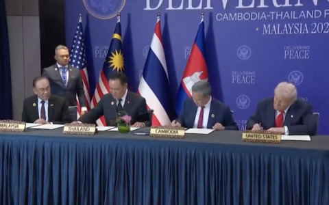 Feriti sul confine: sospeso l’accordo di pace tra Thailandia e Cambogia mediato da Trump