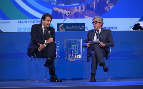 Fitto all’Assemblea Anci: “In arrivo la nuova agenda europea per le città”