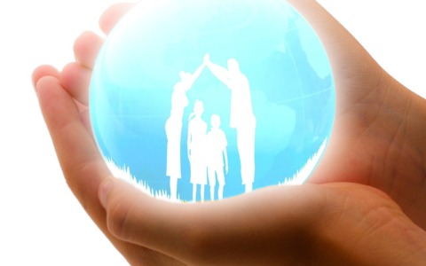 Meritocrazia Italia invoca un rafforzamento delle politiche per la famiglia