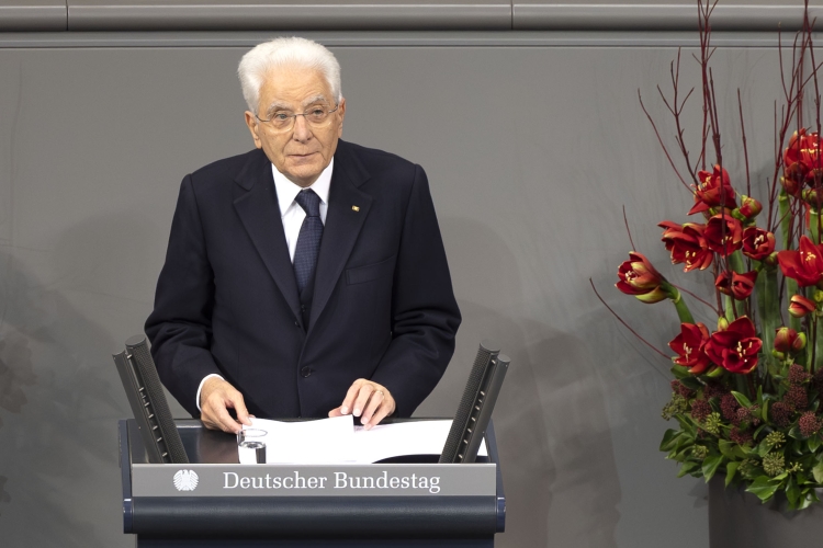 Mattarella chiarissimo sulla Russia: “La guerra d’aggressione è un crimine”