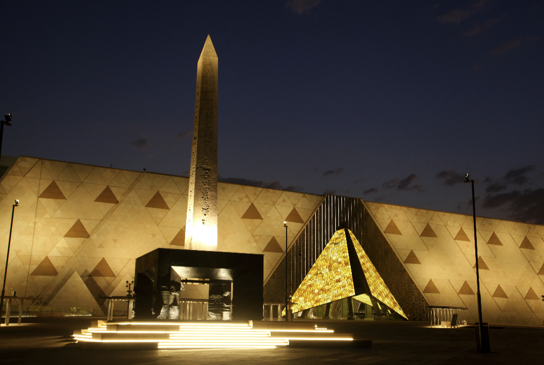 Il nuovo Museo Egizio del Cairo: un viaggio grandioso nella storia dell’Antico Egitto