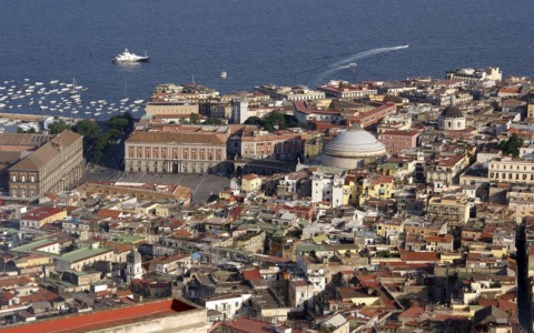 Vacanze per famiglie con adolescenti? Secondo il Times la meta ideale è Napoli