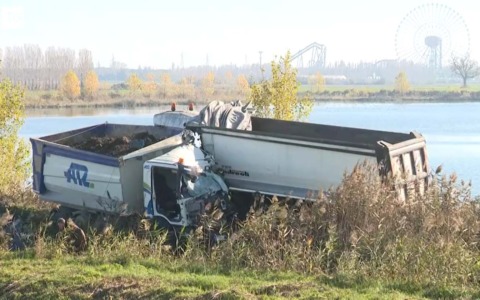 Incidenti sul lavoro: tre tragedie lungo l’Adriatico, gravi infortuni anche in Lombardia e Toscana