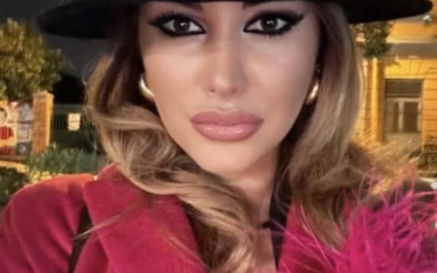 Femminicidio a Cava de’ Tirreni: uccide la compagna davanti alla madre poi si lancia nel vuoto