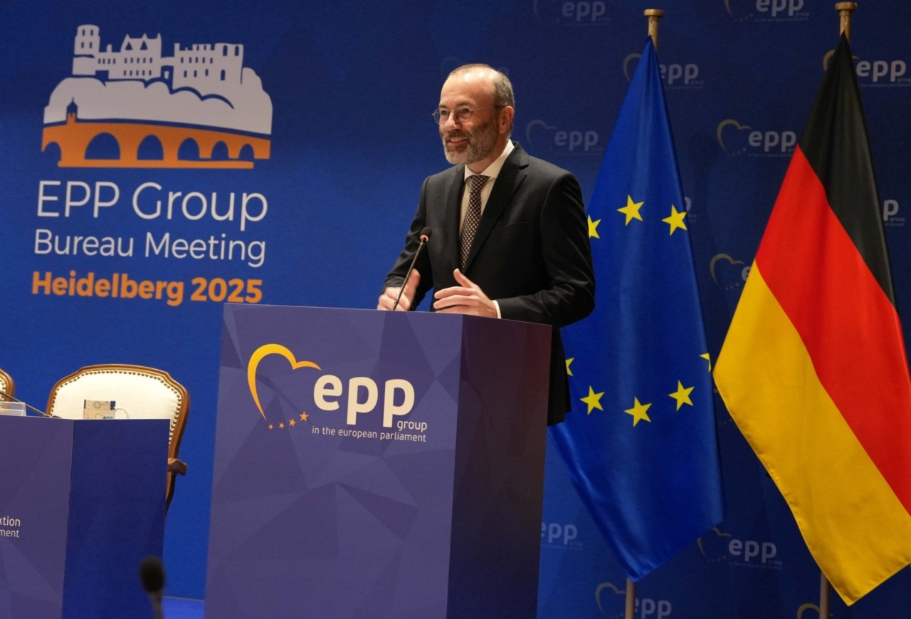 L’Europa fa marcia indietro sui motori termici: niente stop nel 2035