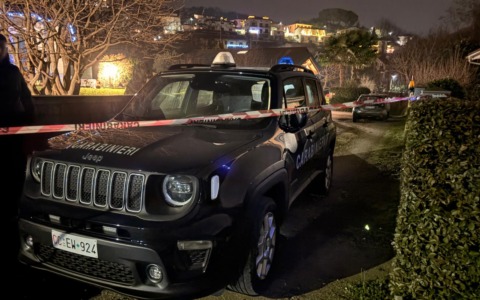 Uggiate, marito e moglie trovati morti in casa: l’ipotesi dell’omicidio-suicidio