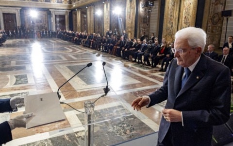 Mattarella su Russia e Ucraina: “No a un nuovo ordine basato su guerra e competizione”